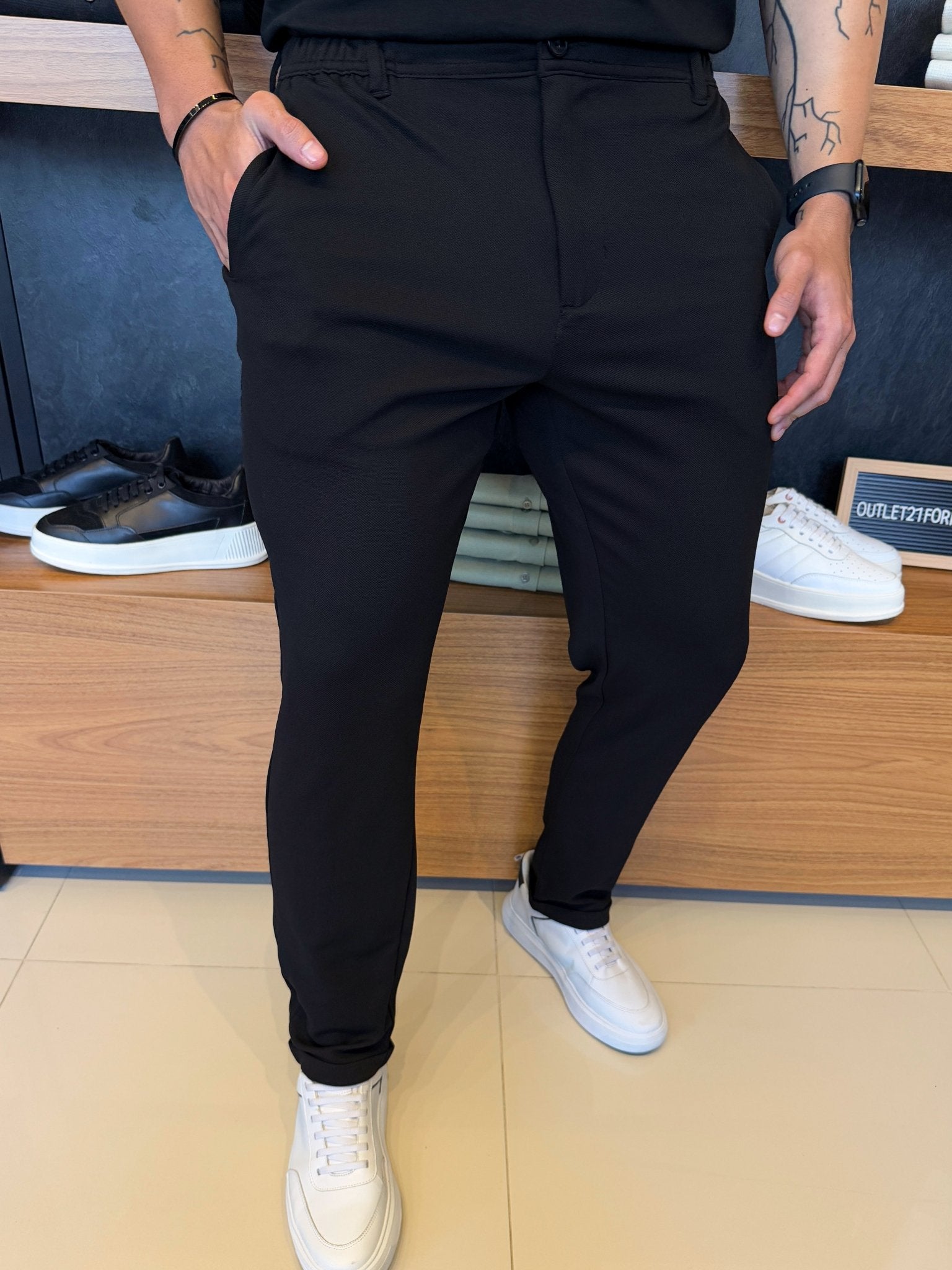 Calça Alfaiataria Mônaco Barra Italiana - Preta