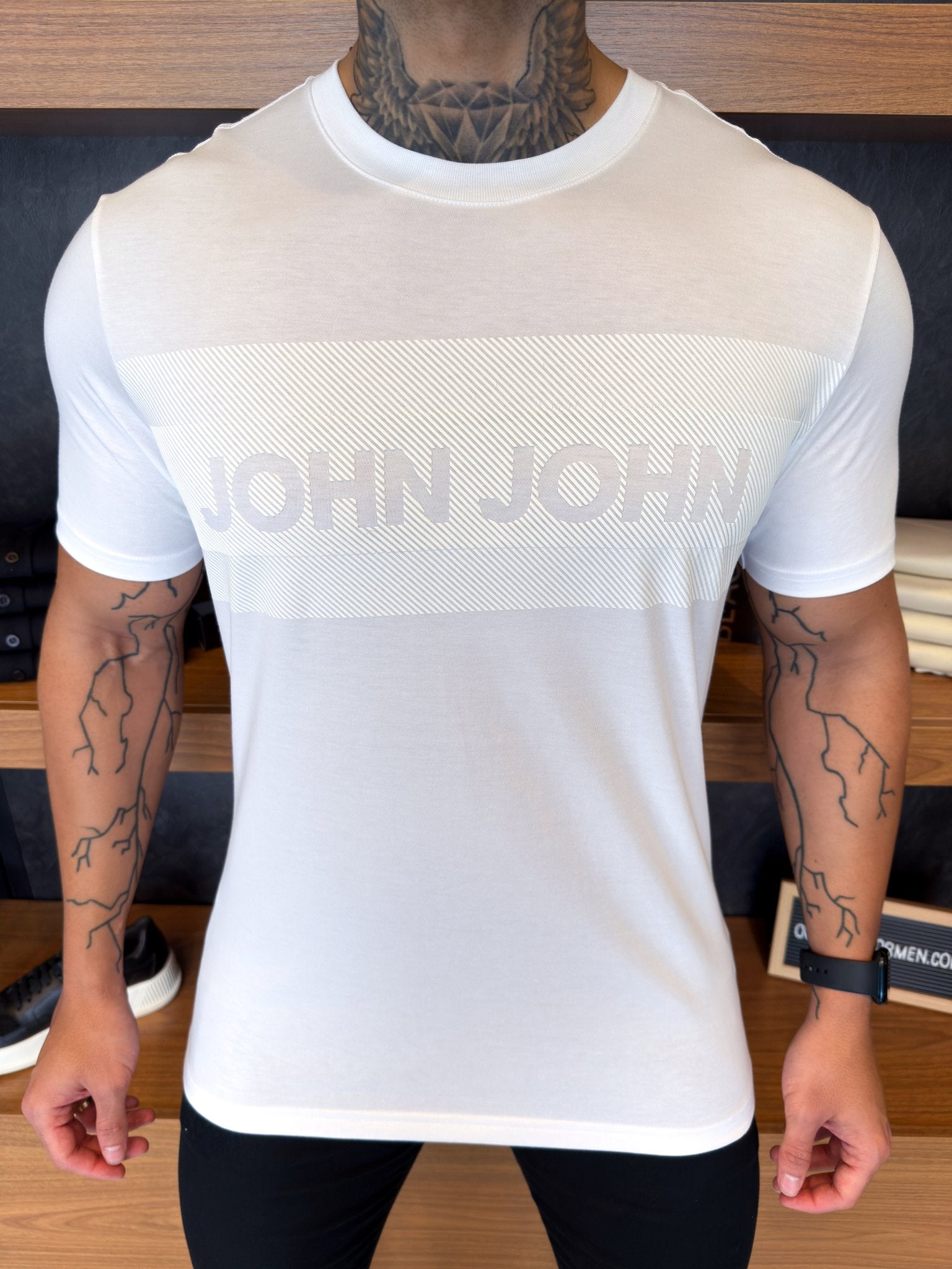 Camiseta John John Pima Estampa Central - Branca