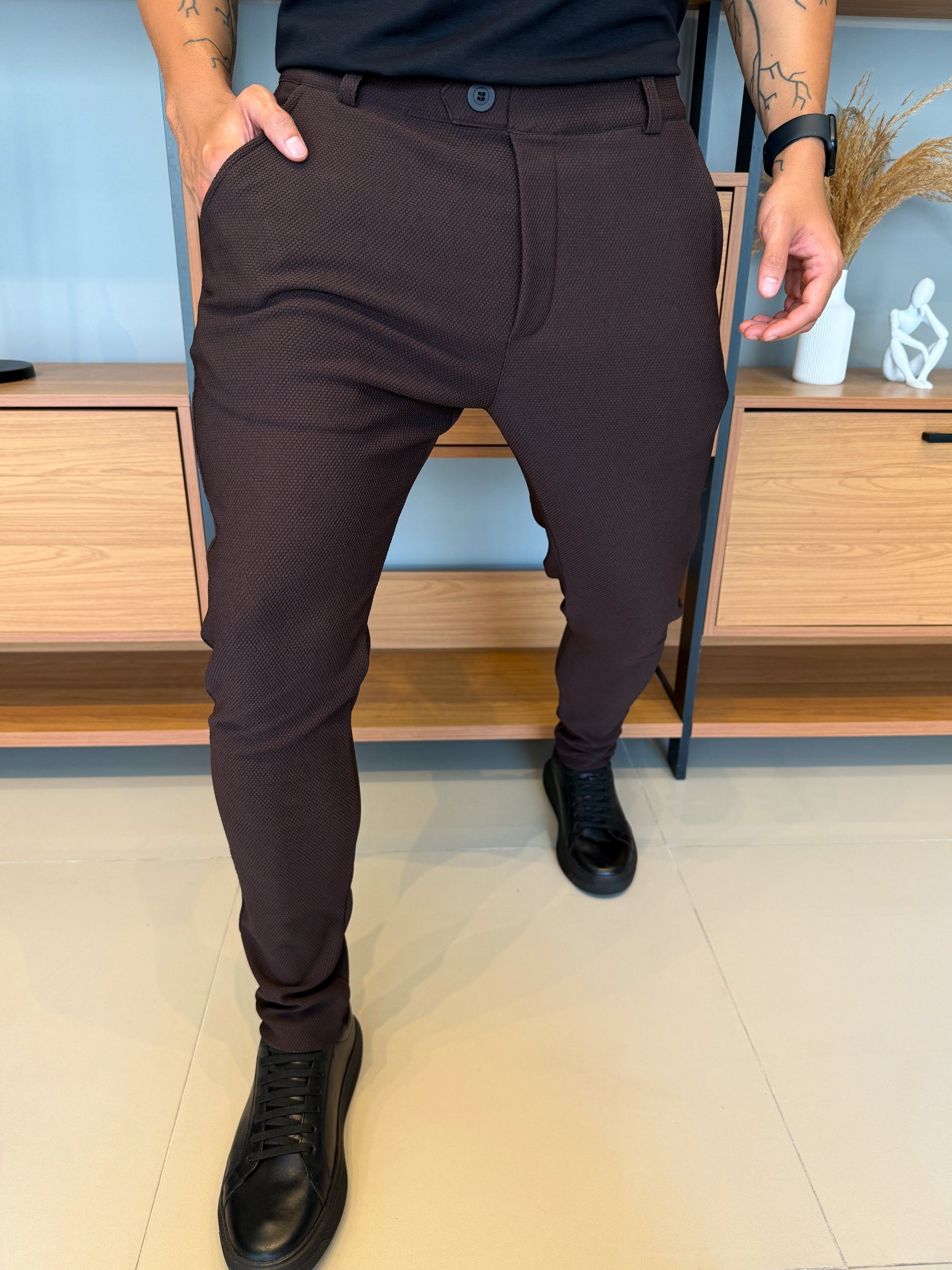 Calça Alfaiataria Granitto Tecido Texturizado - Marrom