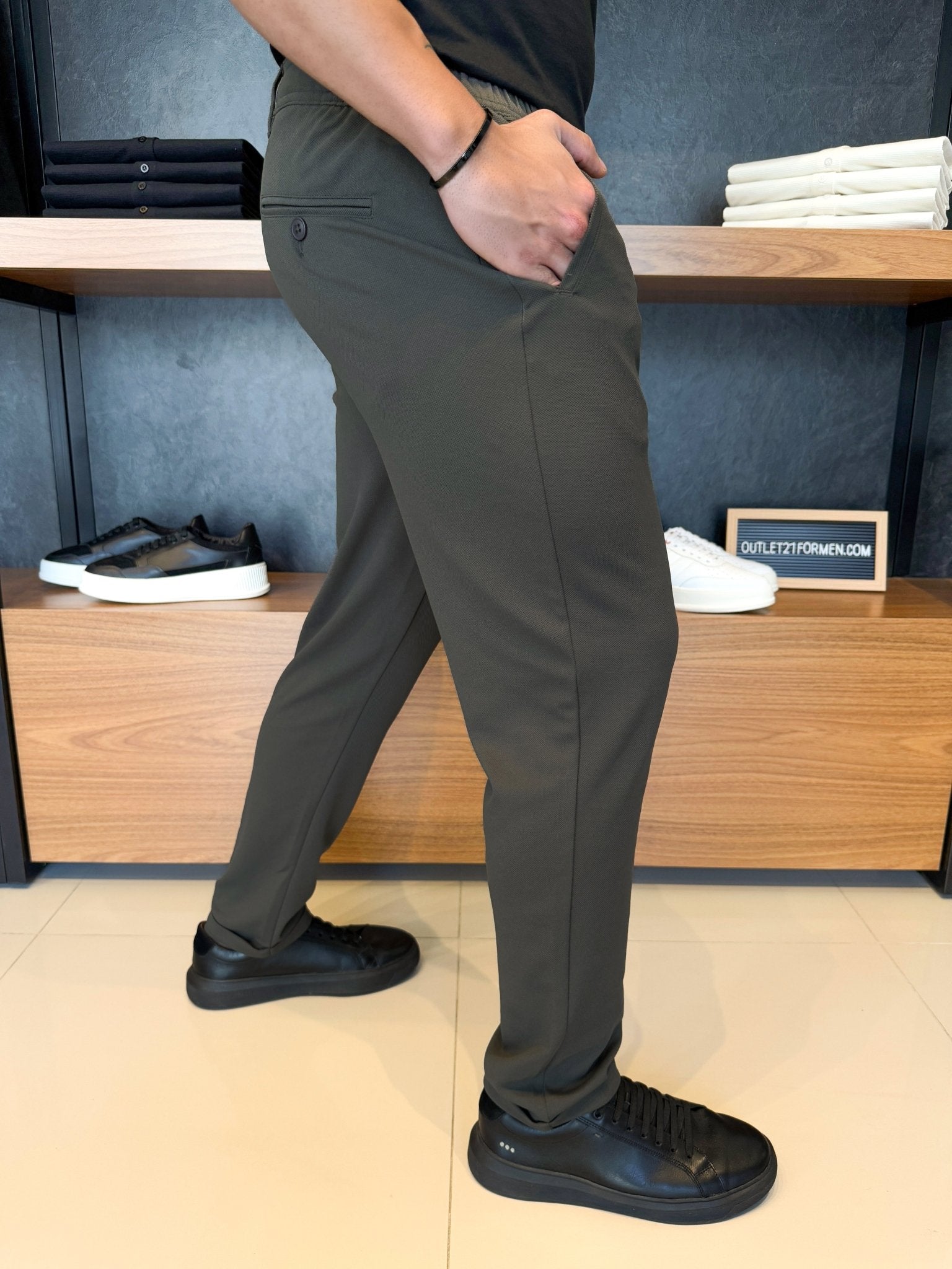 Calça Alfaiataria Mônaco Barra Italiana - Militar