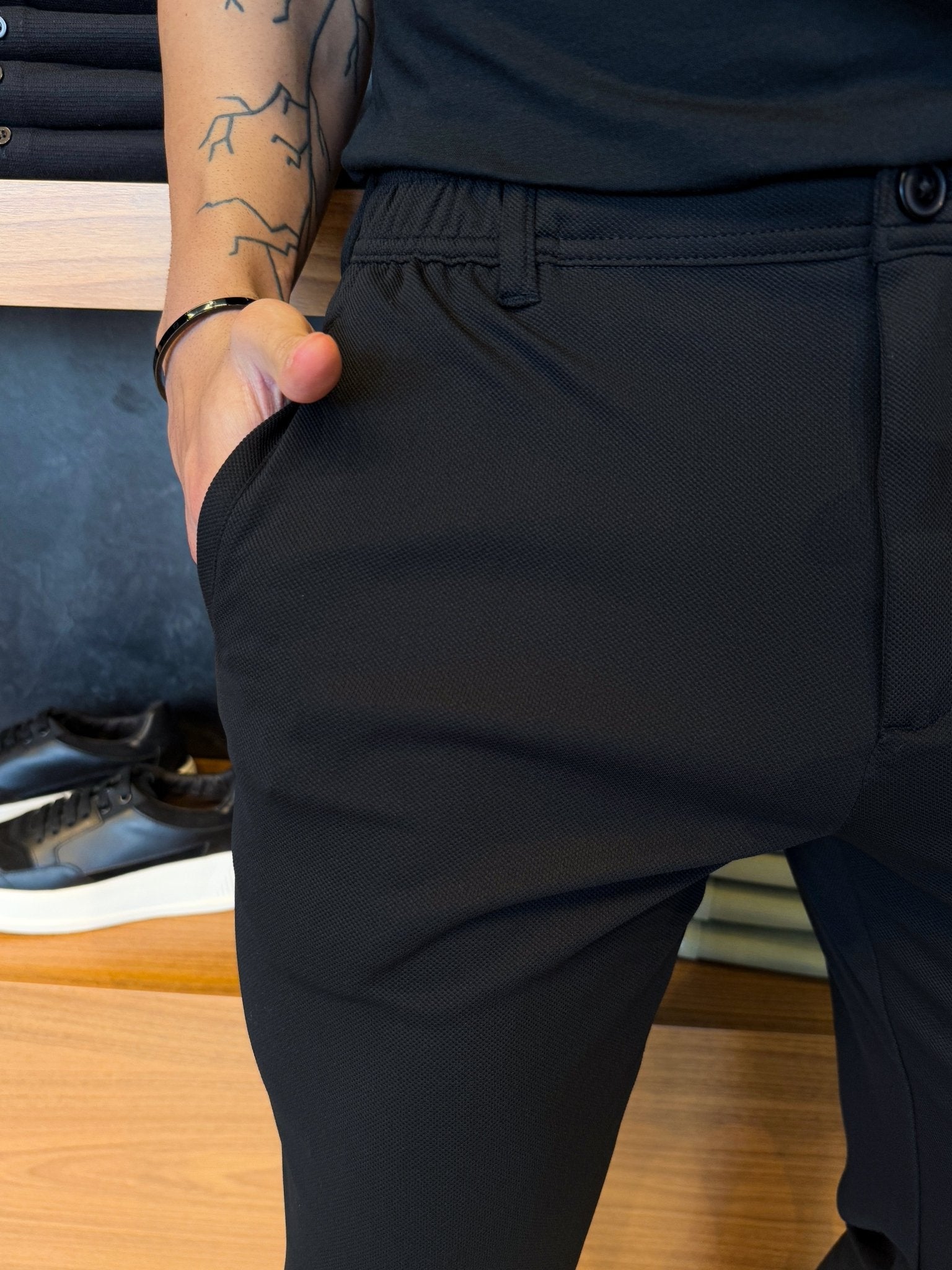 Calça Alfaiataria Mônaco Barra Italiana - Preta