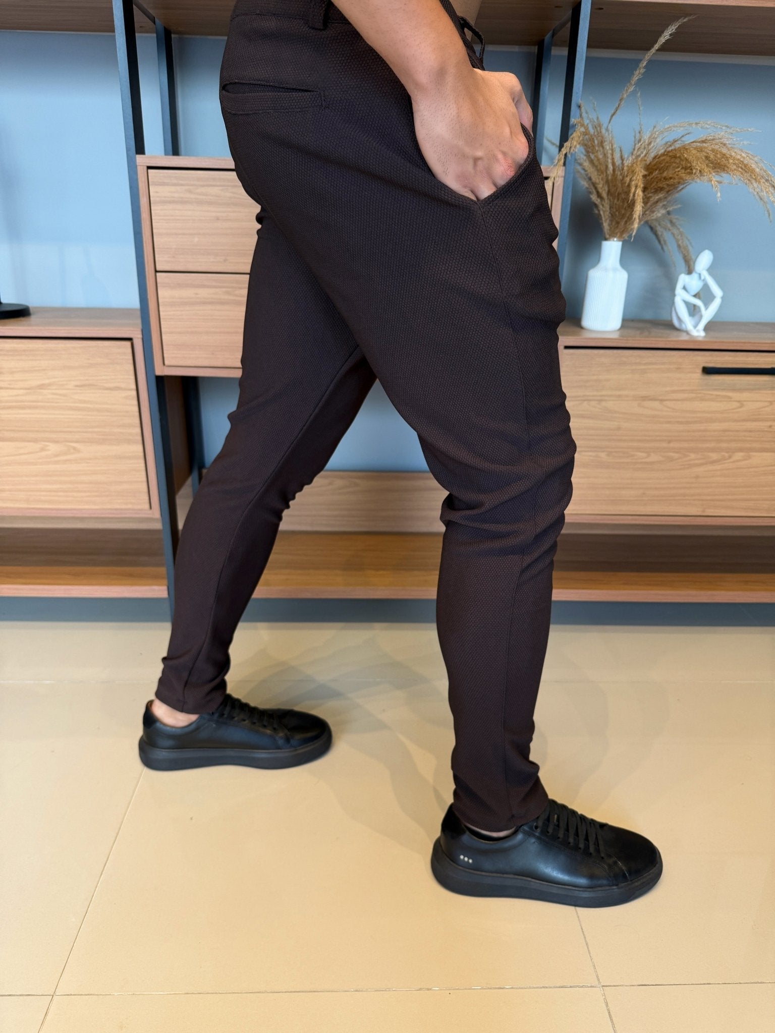 Calça Alfaiataria Granitto Tecido Texturizado - Marrom