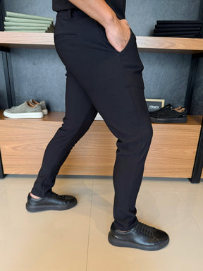 Calça Alfaiataria Granitto Tecido Texturizado - Preta