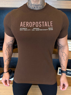 Camiseta Aeropostale Escrita Central - Marrom