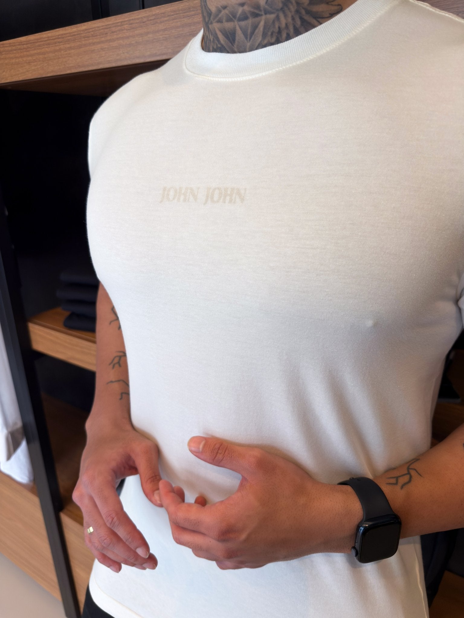 Camiseta John John Over - Branca