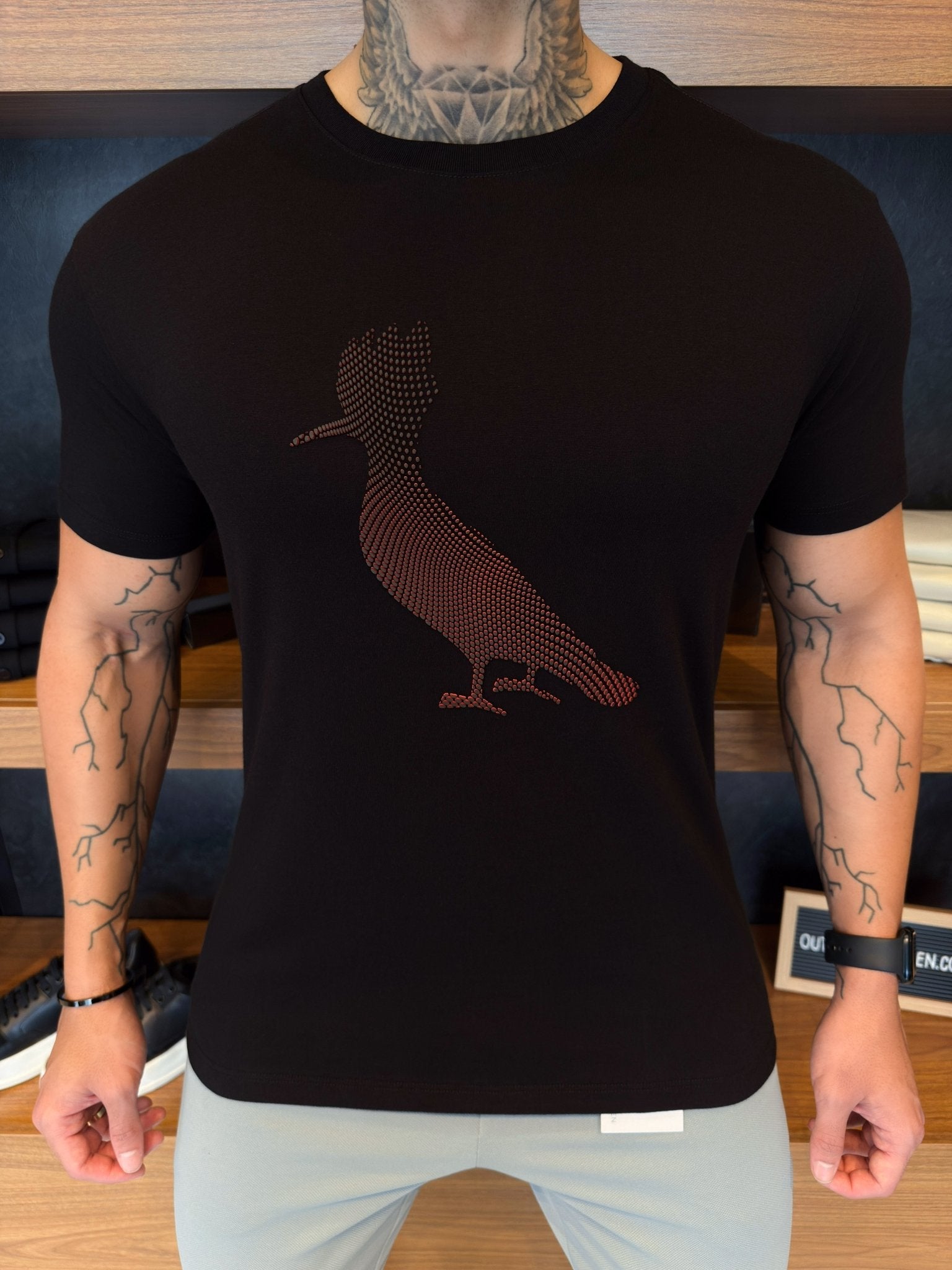 Camiseta Reserva Logo Central - Preta