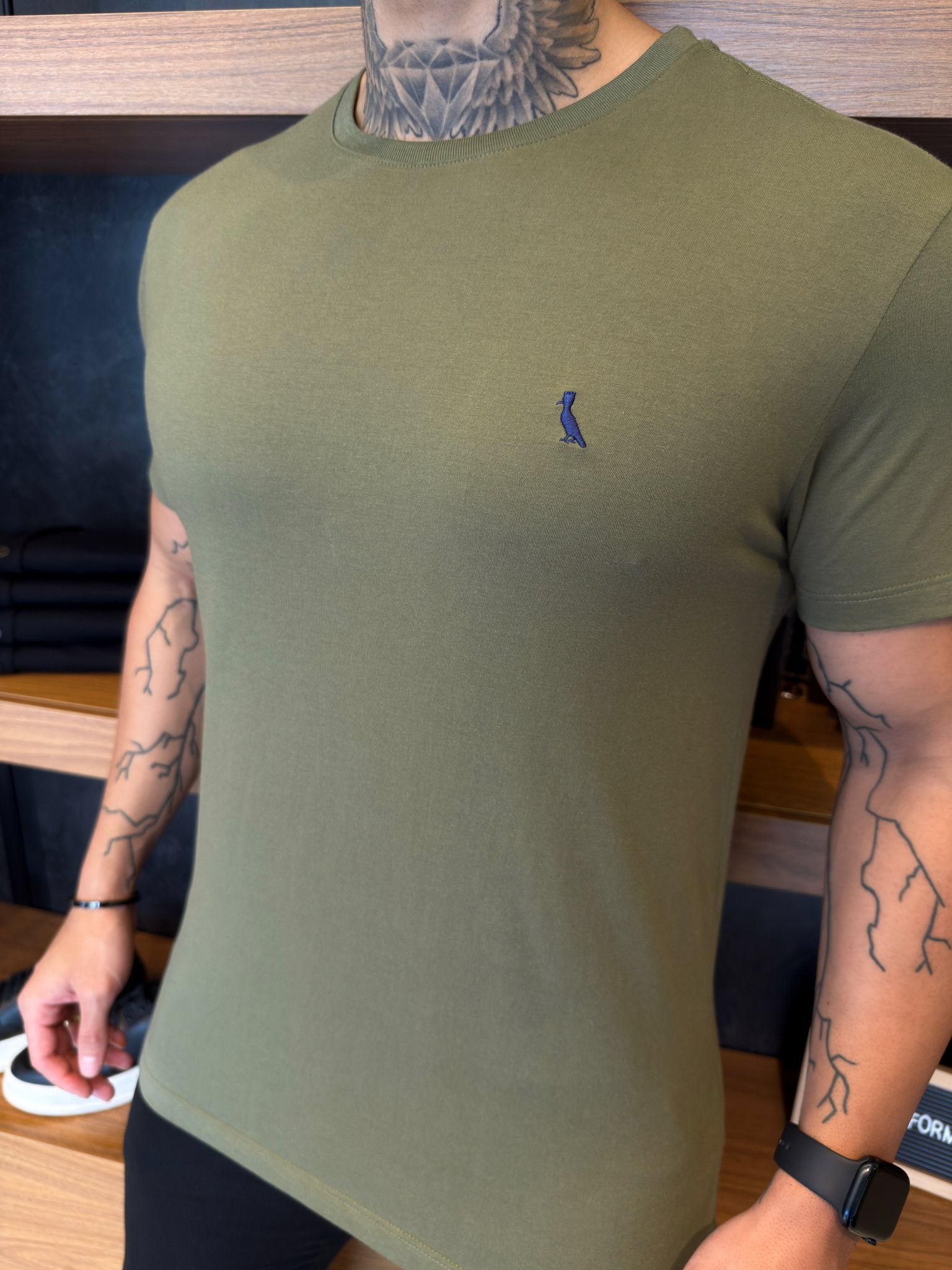 Camiseta Reserva Logo Peito Marinho - Militar