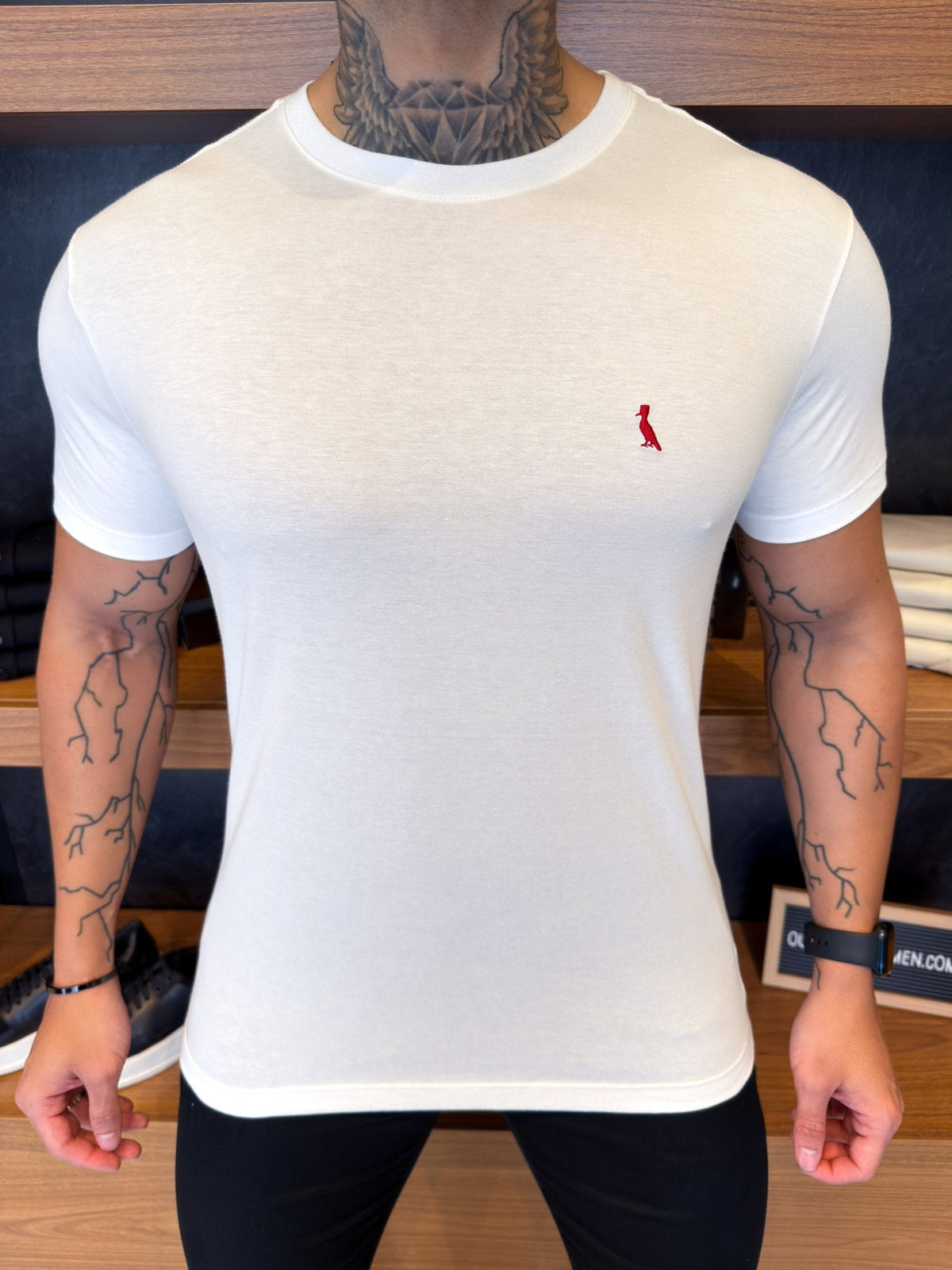 Camiseta Reserva Logo Peito Vermelho - Branca